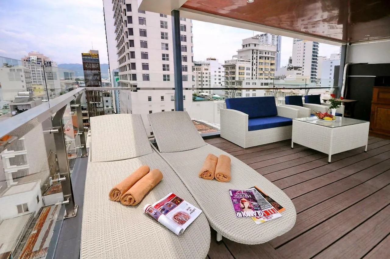 Apollo Hotel Nha Trang Beach 3*,